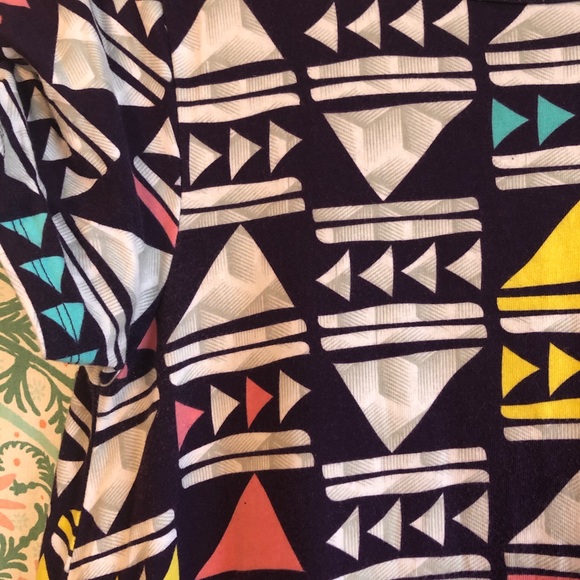 Lularoe Carly - Picture 2 of 2